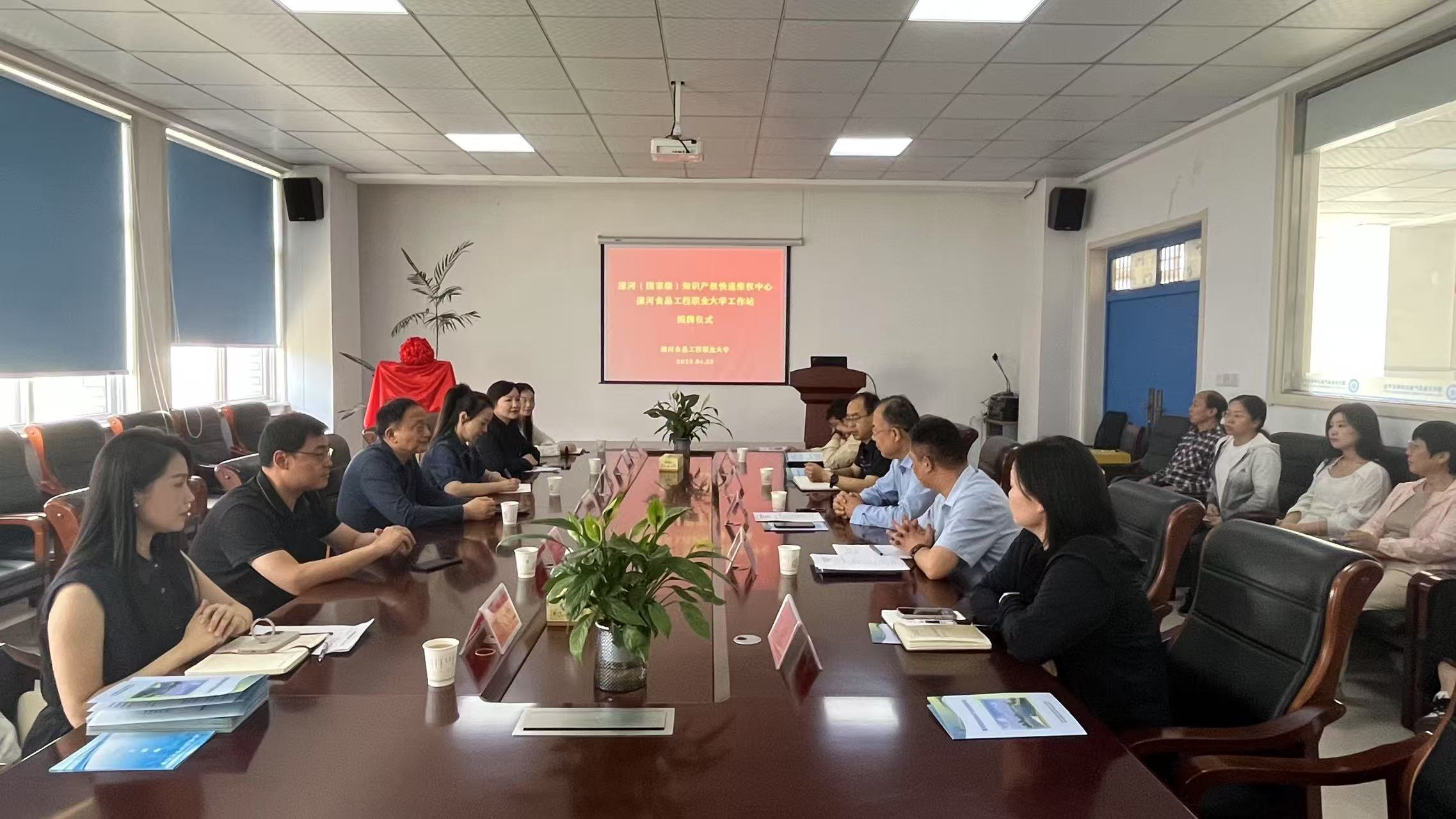 b7c8c08dc4d5d3f1b620861edc1b3d9.jpg b7c8c08dc4d5d3f1b620861edc1b3d9.jpg